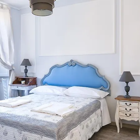 La Maison De Coronaire Apartment *