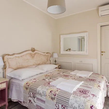 Apartment La Maison De Coronaire Rome